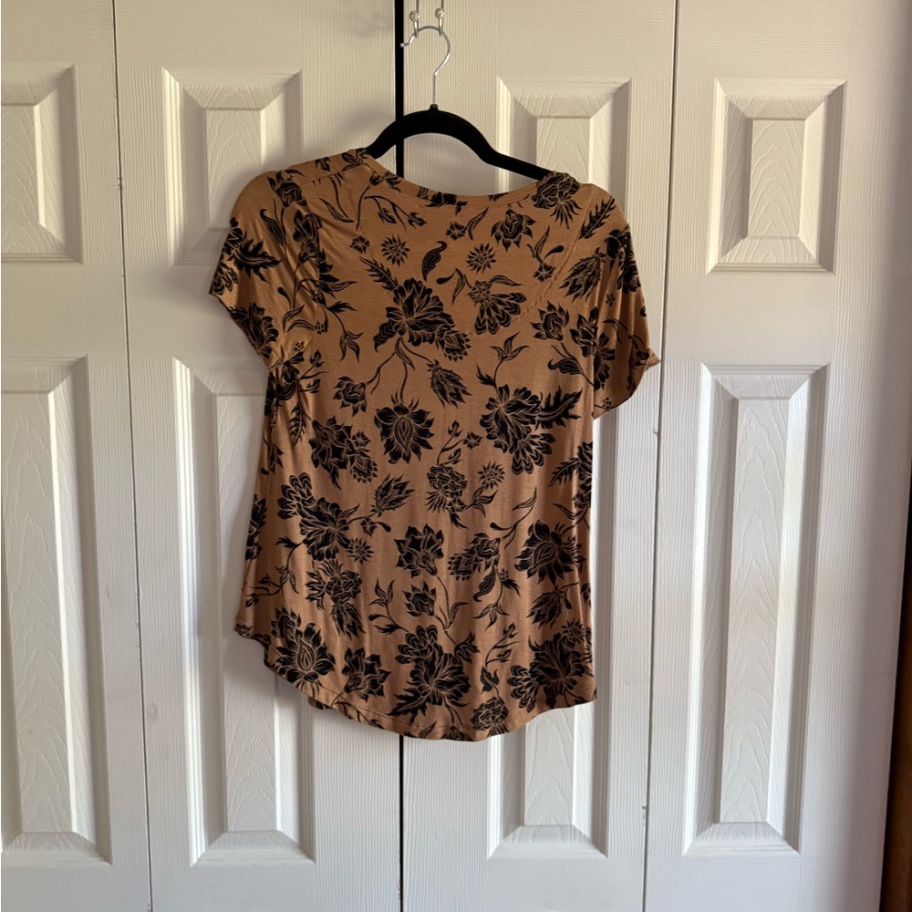 Floral Print Tan Top - Picture 2 of 3